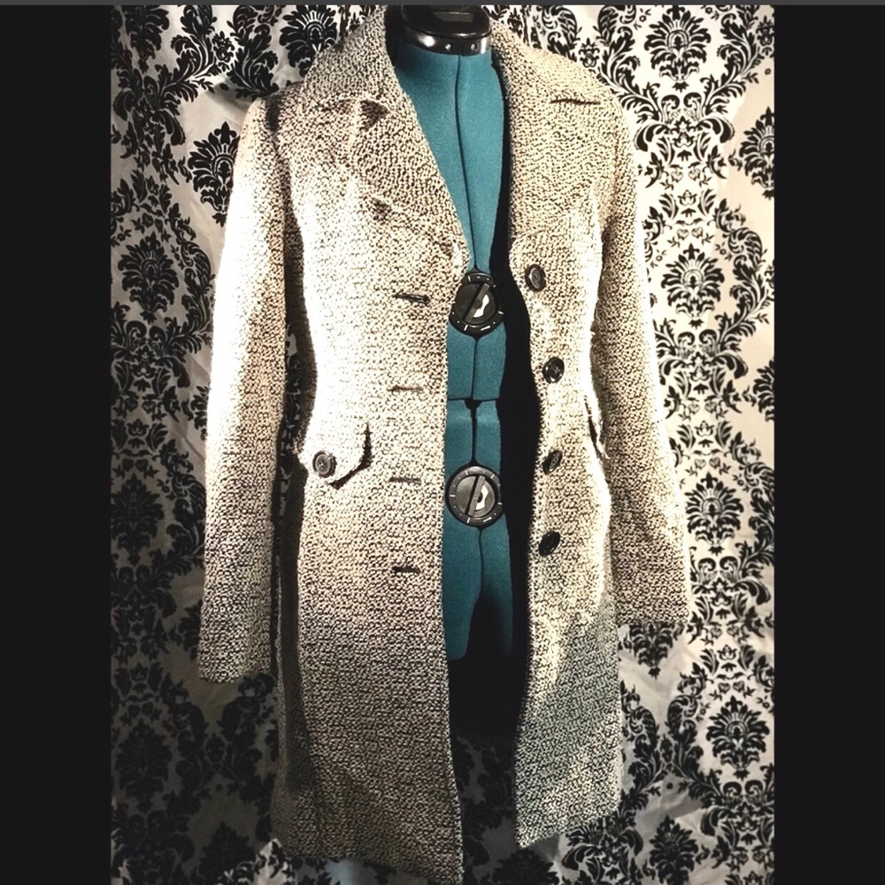 Vintage Black & White Chunky Knit Winter Coat